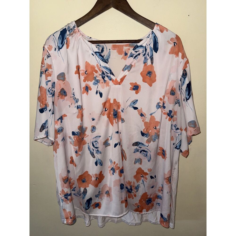 Lane Bryant Mixed Media Floral Blouse Top 22/24 Plus Size V-Neck Short Sleeve